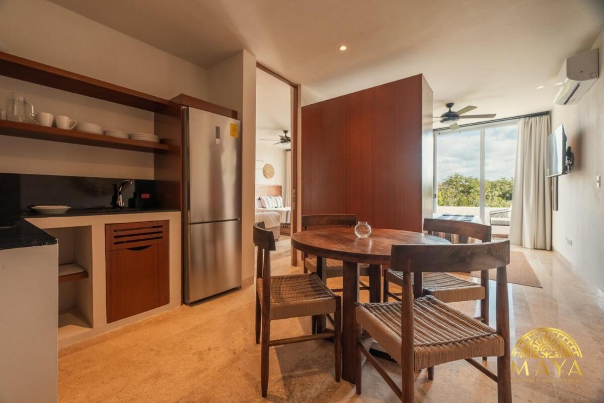 NHOA 312A Lux 2BR Condo Top Jungle View Aldea Zama, foto 15