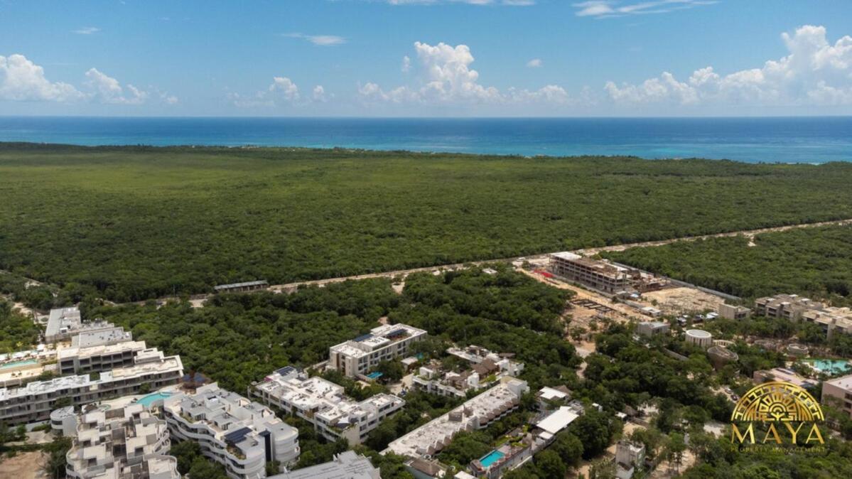 NHOA 303B Lux 1BR Condo Pool View in Aldea Zama, foto 9