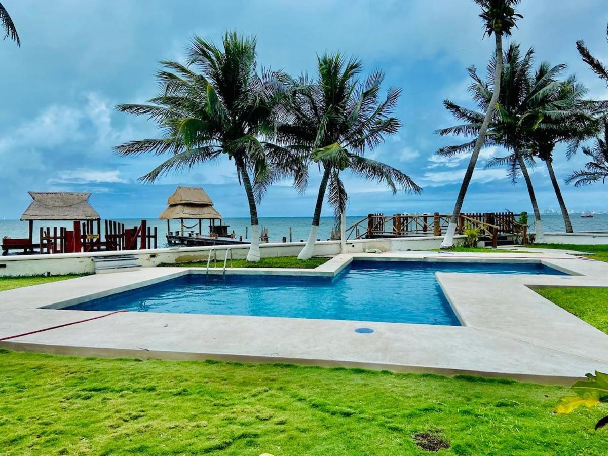 Oceanfront Private Pier Pool Garden Terrace 3BR house, foto 7