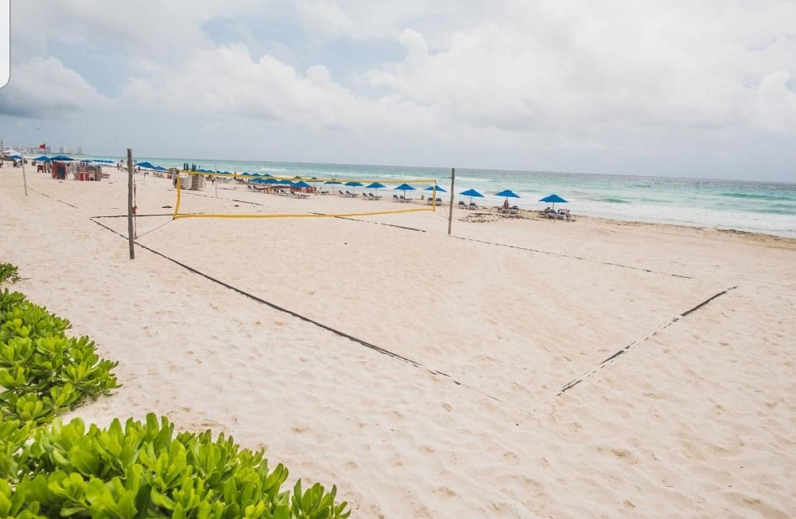 Ocean view condo with balcony hotel zone Cancun, imagen 4