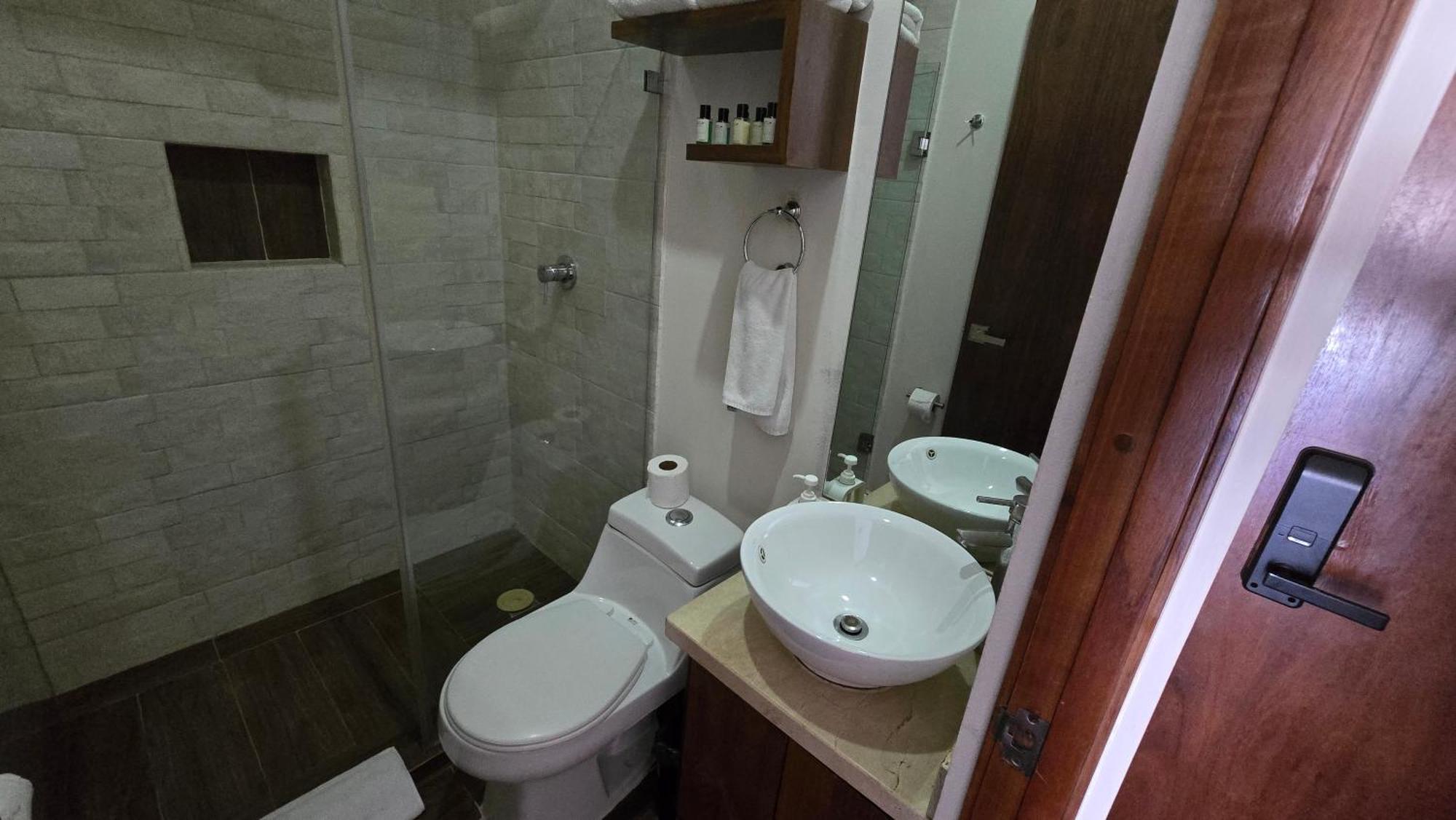 Umbral Estudio 203 Wi-Fi Rápido Oasis Urbano, imagen 5