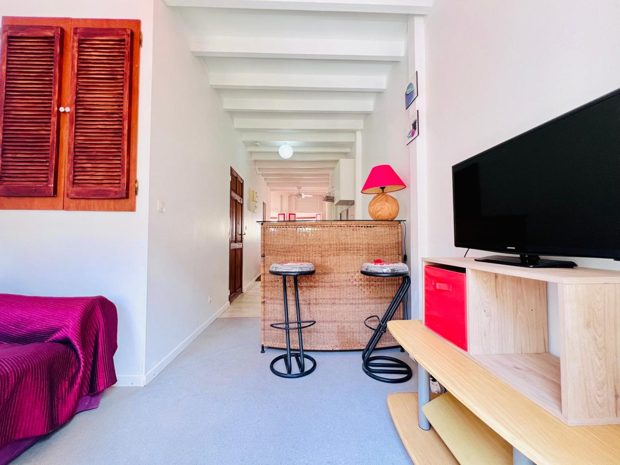 le Soleil Studio lumineux avec balcon centre ville