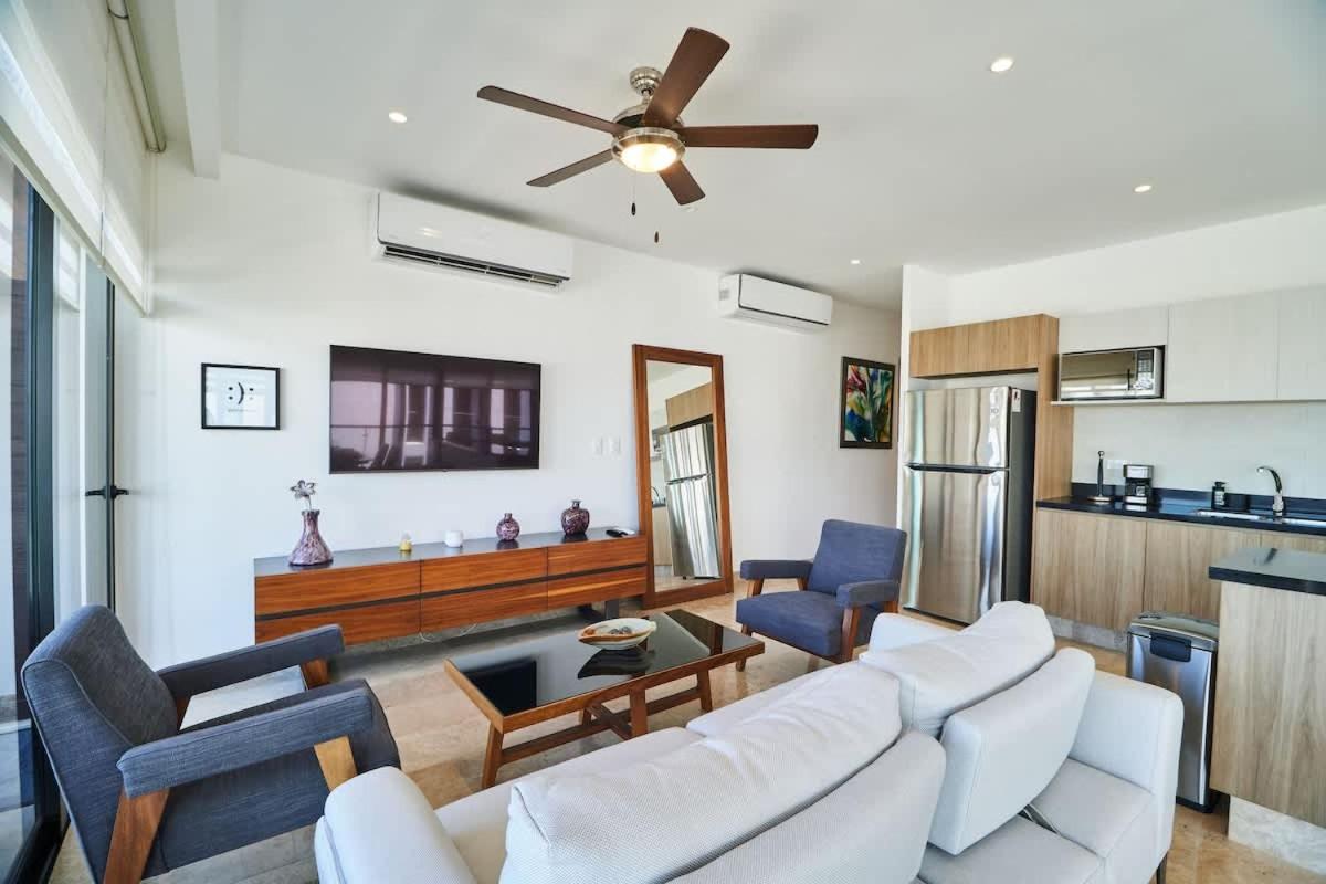 Luxury 2-Story Apt with Jacuzzi, foto 6