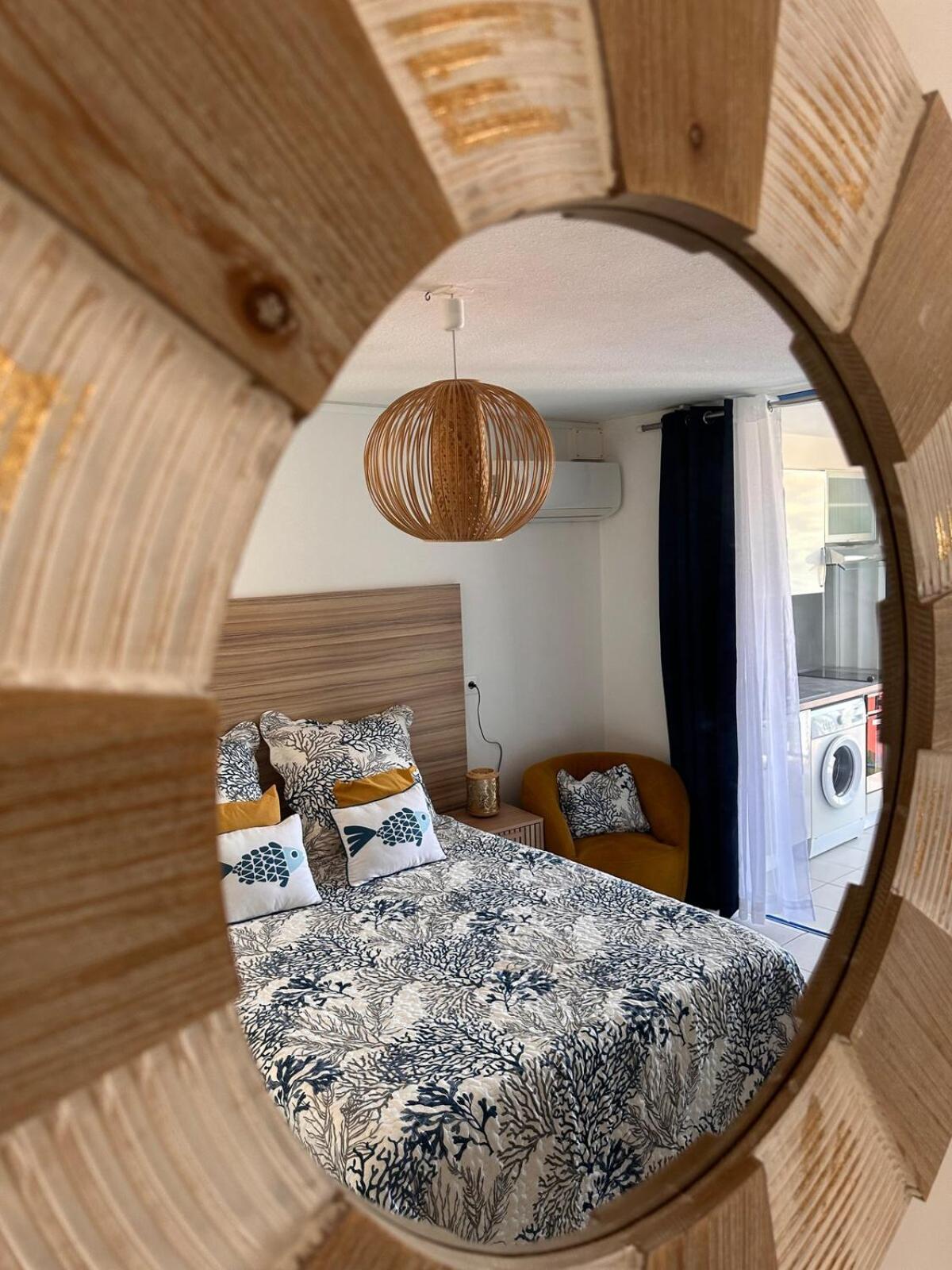 Studio Bleu marine 106 à 50 Mètres de la plage