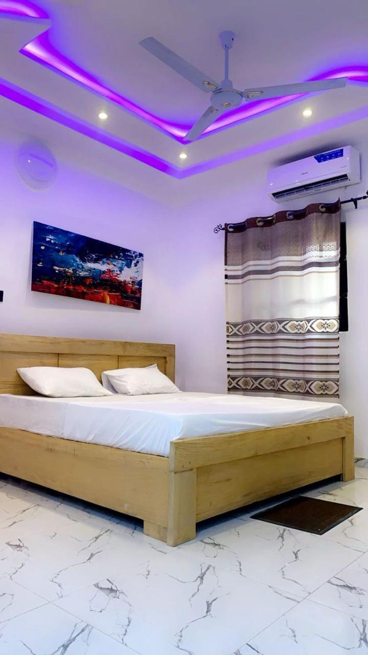 Residence The Champion 2