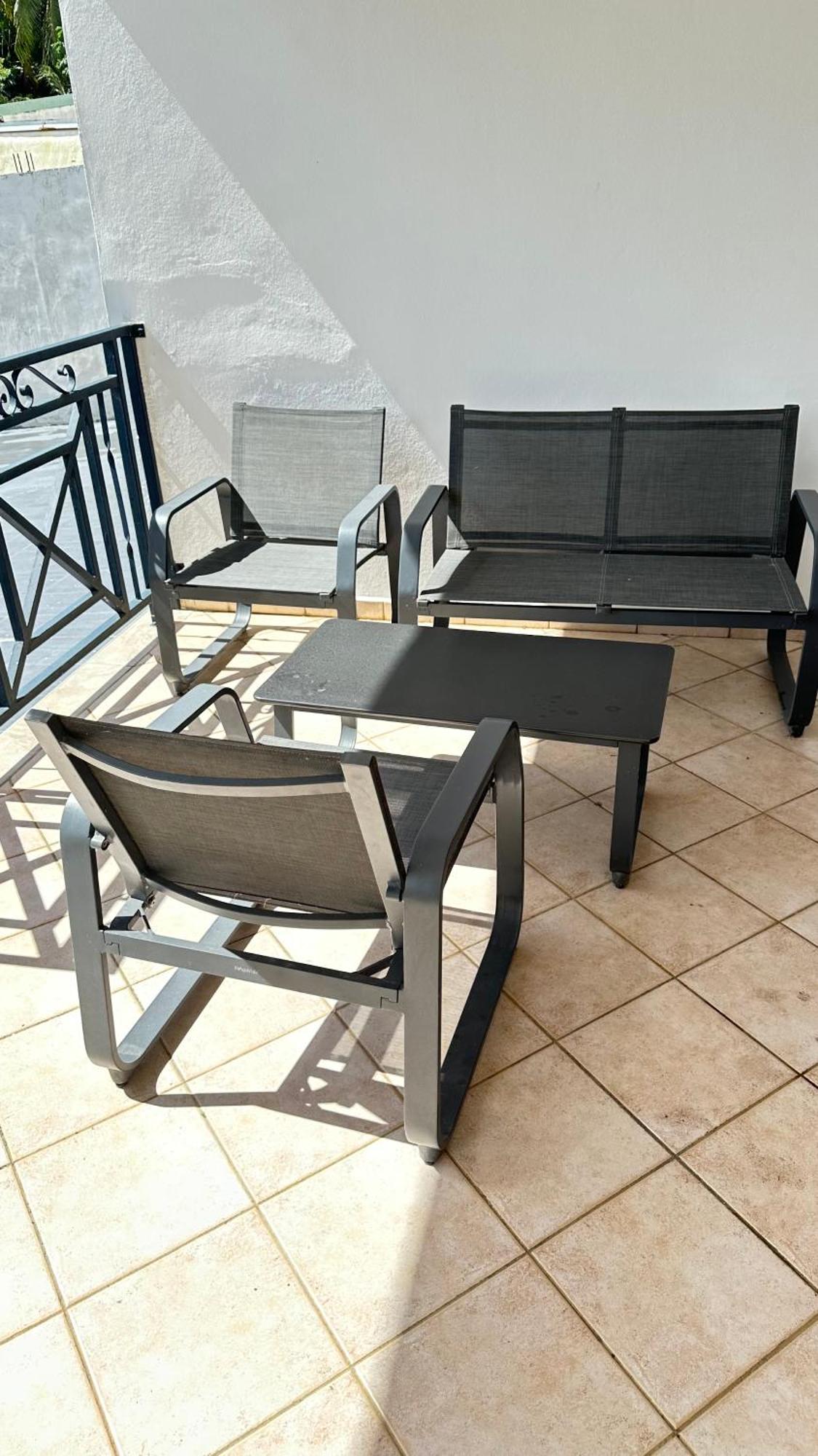 Appart F2 bas de villa