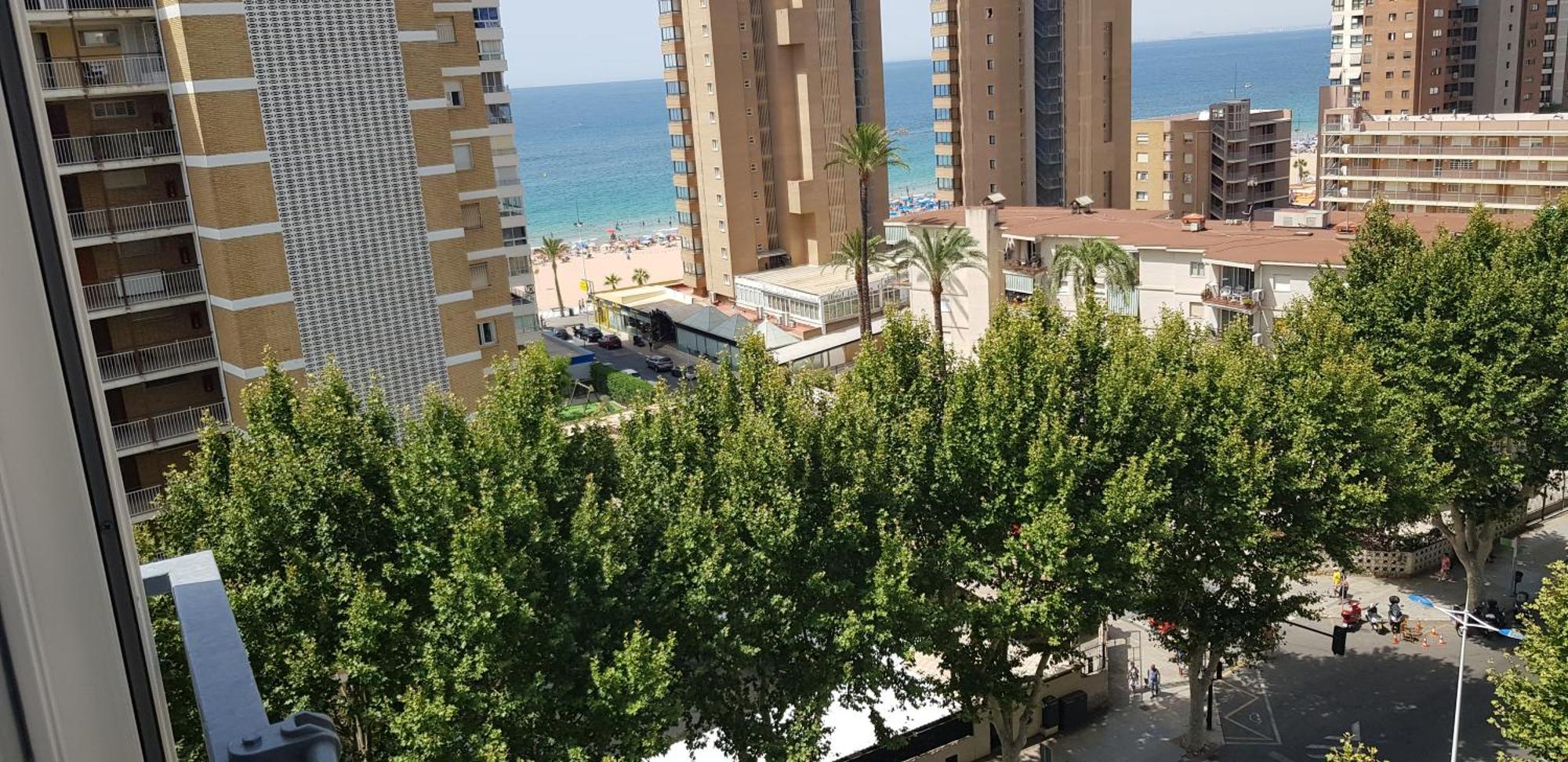 2ª LINEA PLAYA 2 hab, X 3 Adult 1 niño,--NO jóvenes--Aire acondi, piscina solárium-opción garaje extra-