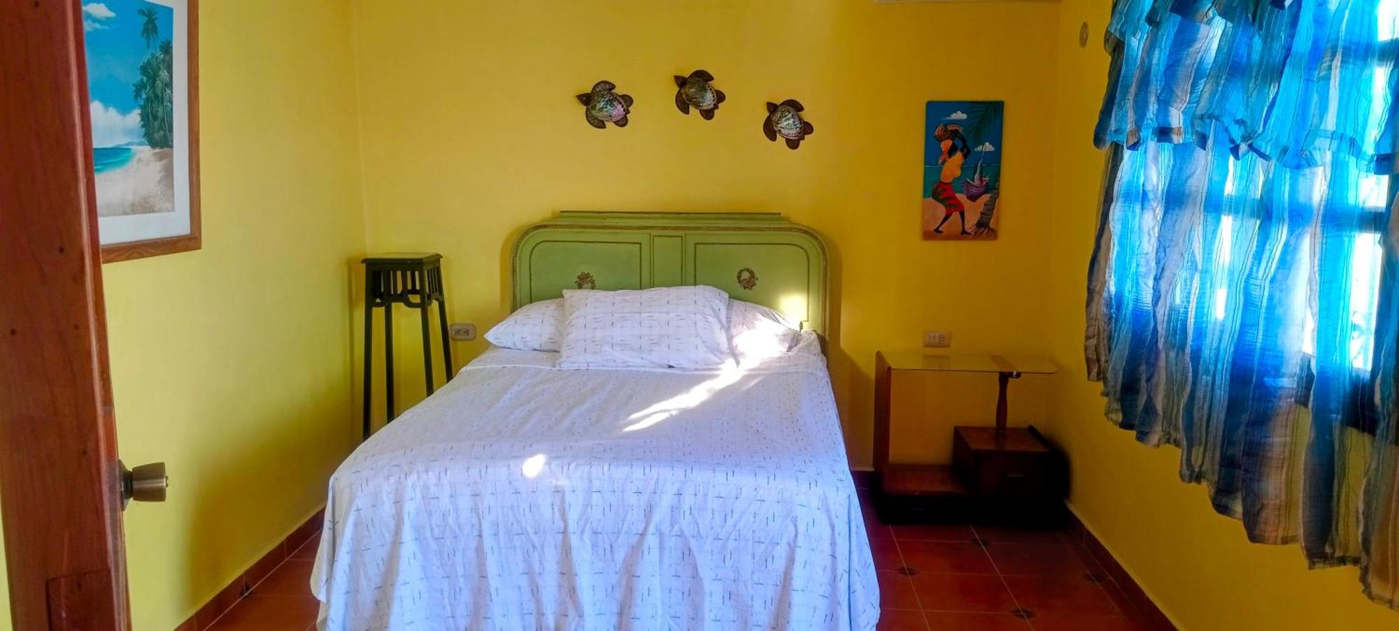 Jacque's Beachside Hostel, imagen 2