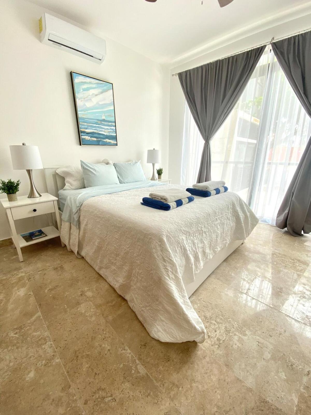 Amazing new comfy apartment steps from the beach, foto 11