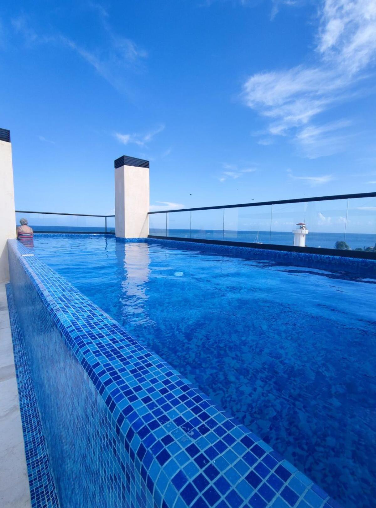 Amazing new comfy apartment steps from the beach, foto 14