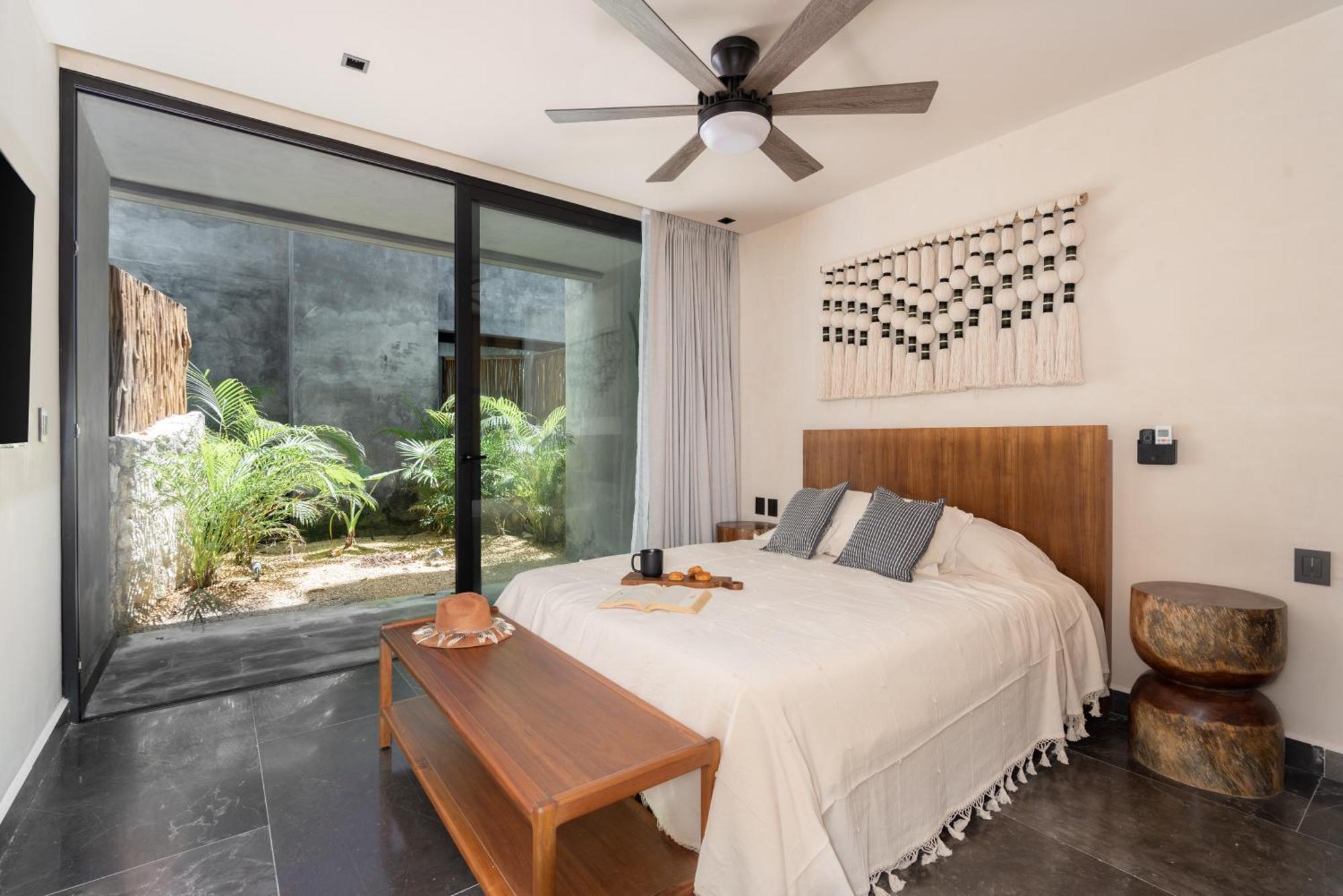 Stylish Studio in Humana Bikes & Pools, foto 11