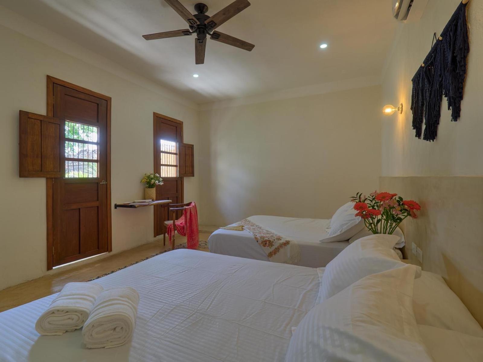 Colonial Charm, City Center, 2 BR- 10min walk to Cathedral, Pool, Private House, foto 6
