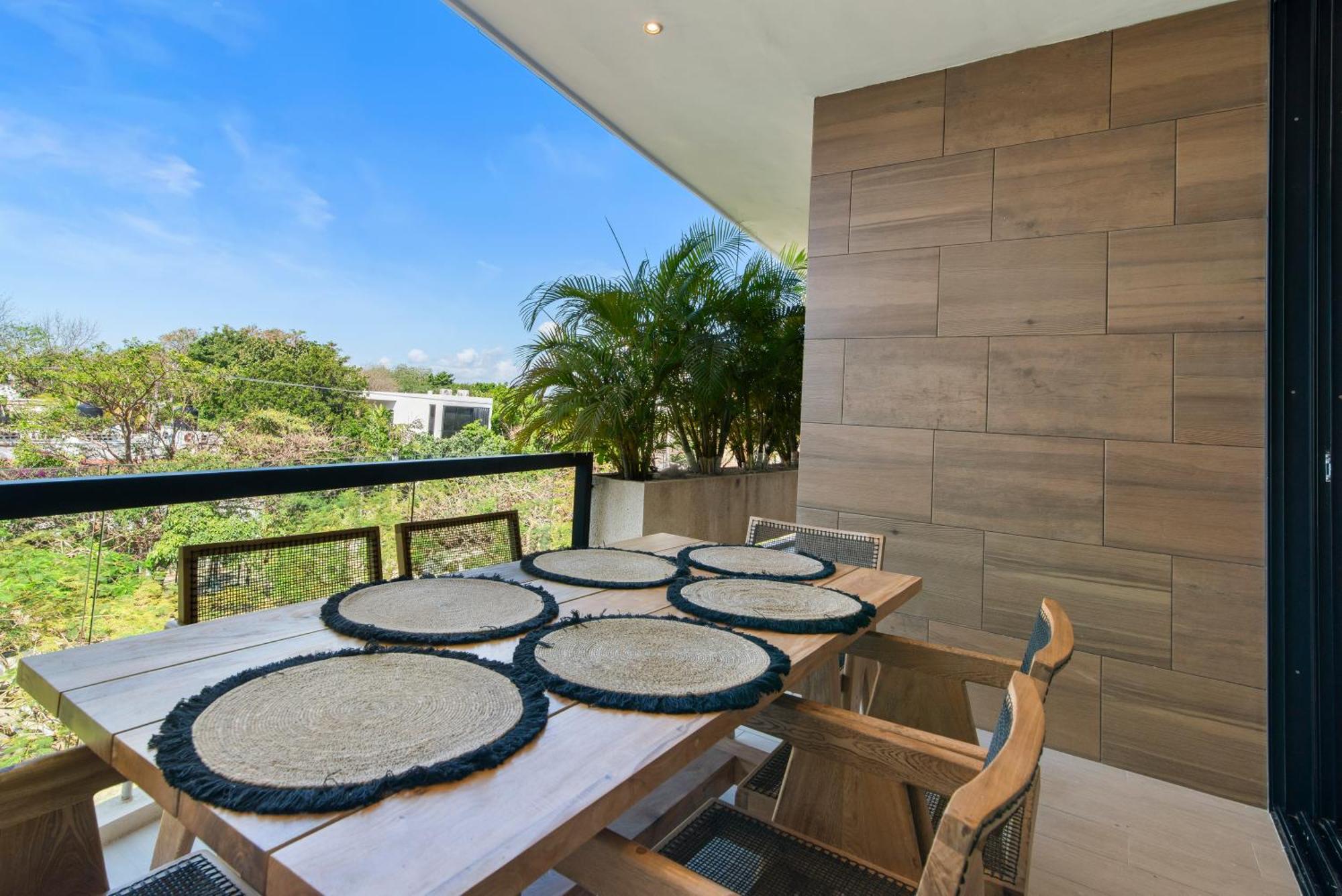 Cozy & New 2BR Rooftop, Central, 10min to beach, foto 10