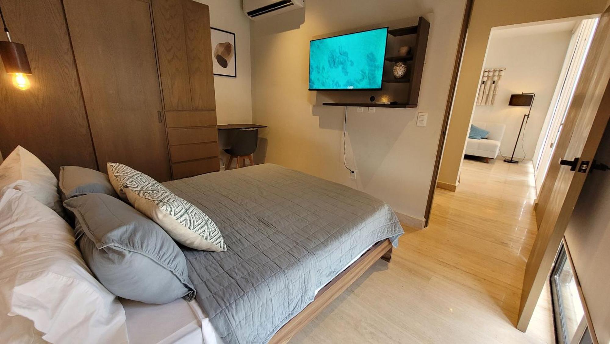 Beautiful Cozy Apartment 313 in PdC Ocean View, foto 7