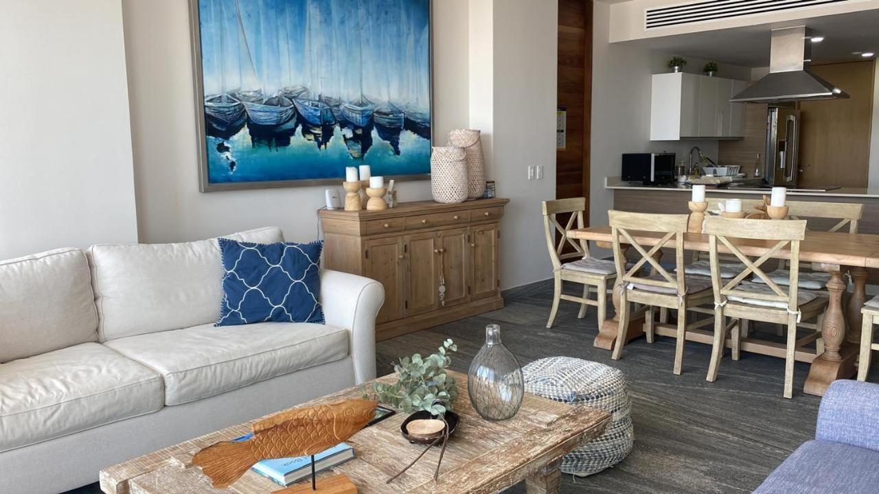 3BR Apt in Puerto Cancun with Rooftop/Beach access
