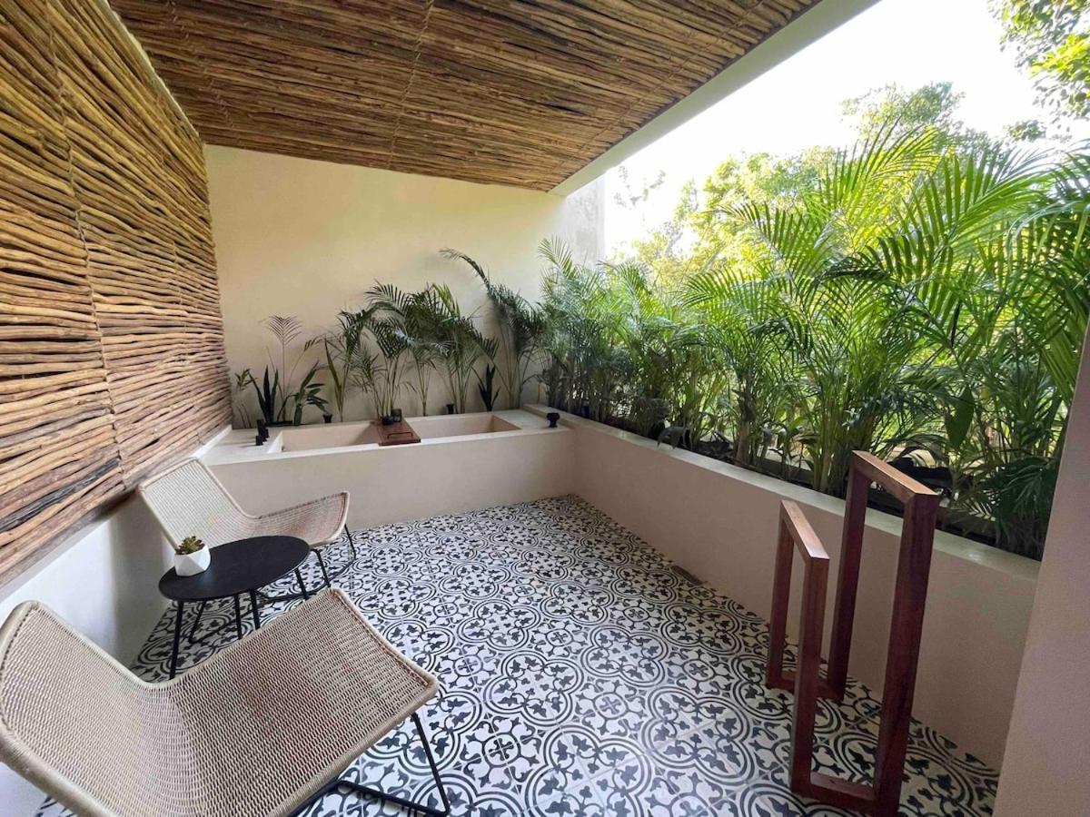 Nature Retreat Tulum Apartment with Tub and Terrace, foto 13