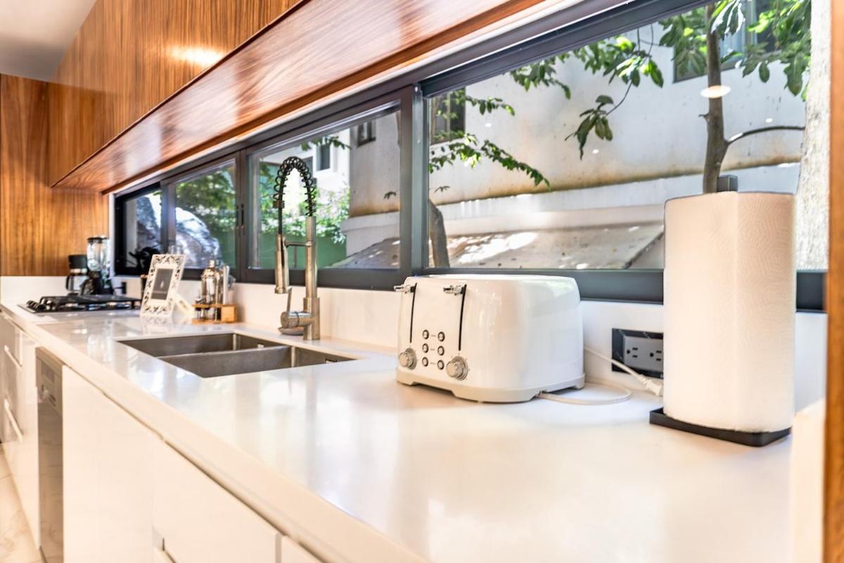 Stunning modern villa with pool and beach access, foto 14