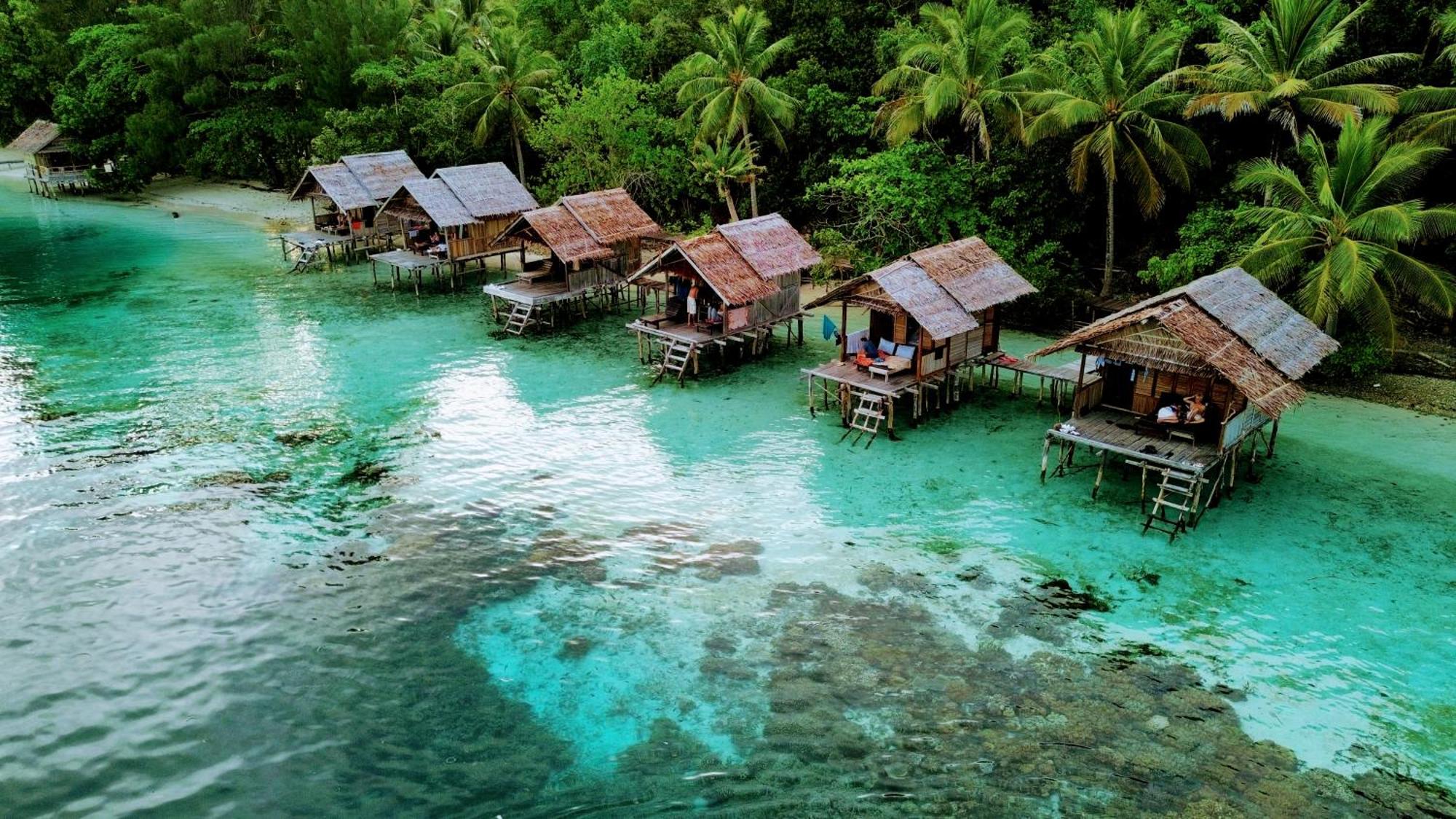 Meos Ambower Homestay Raja Ampat