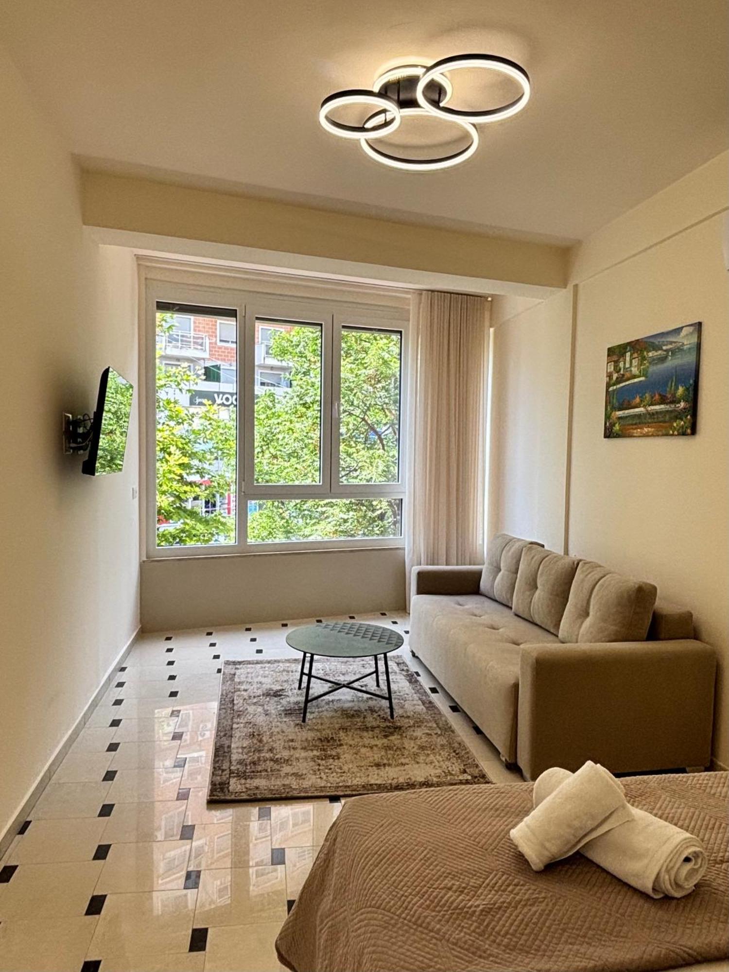 Mejsi Studio Apartment