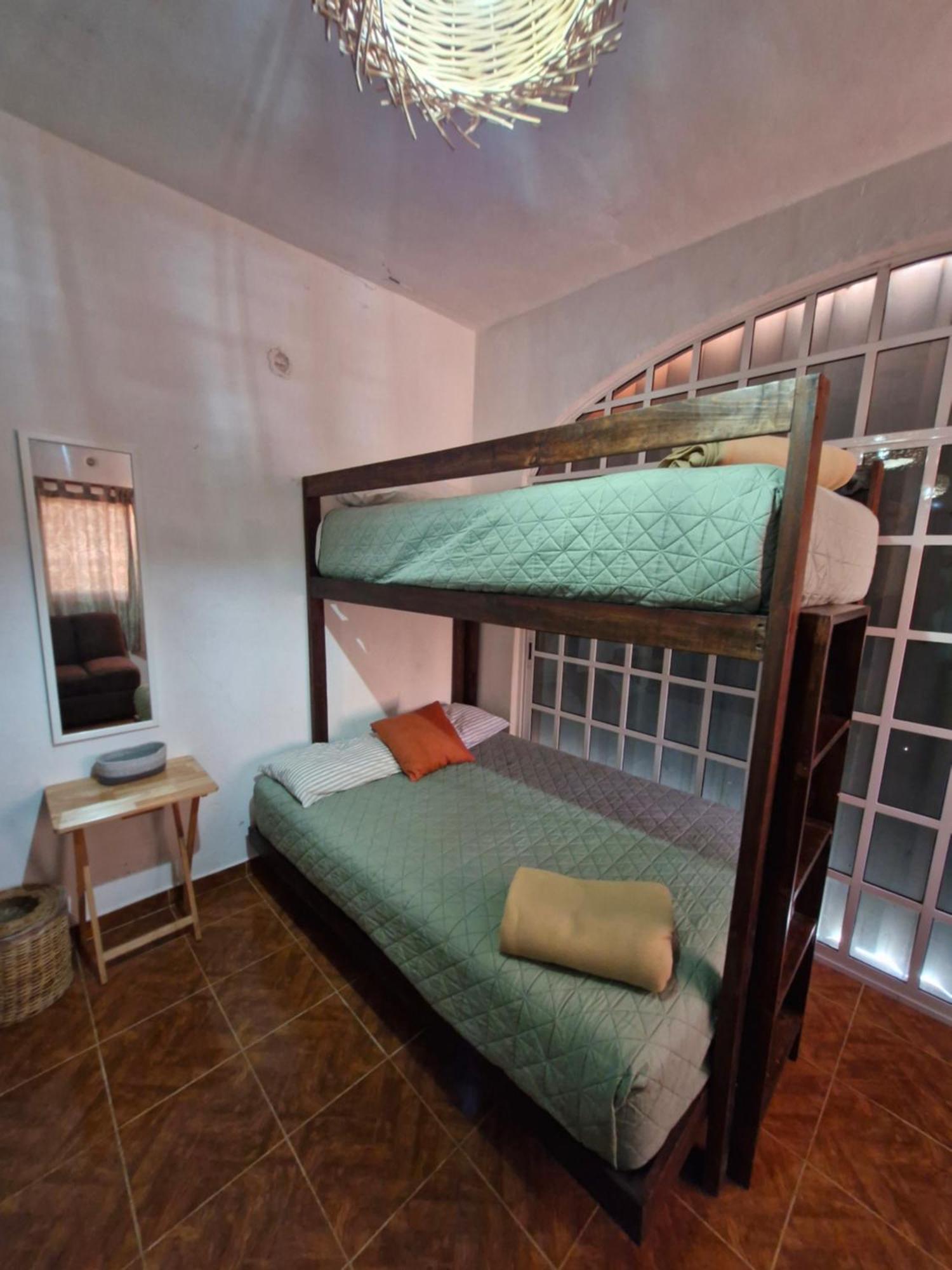 Casa para 18 personas con AC, cocina y a 10 min de la Playa, imagen 3