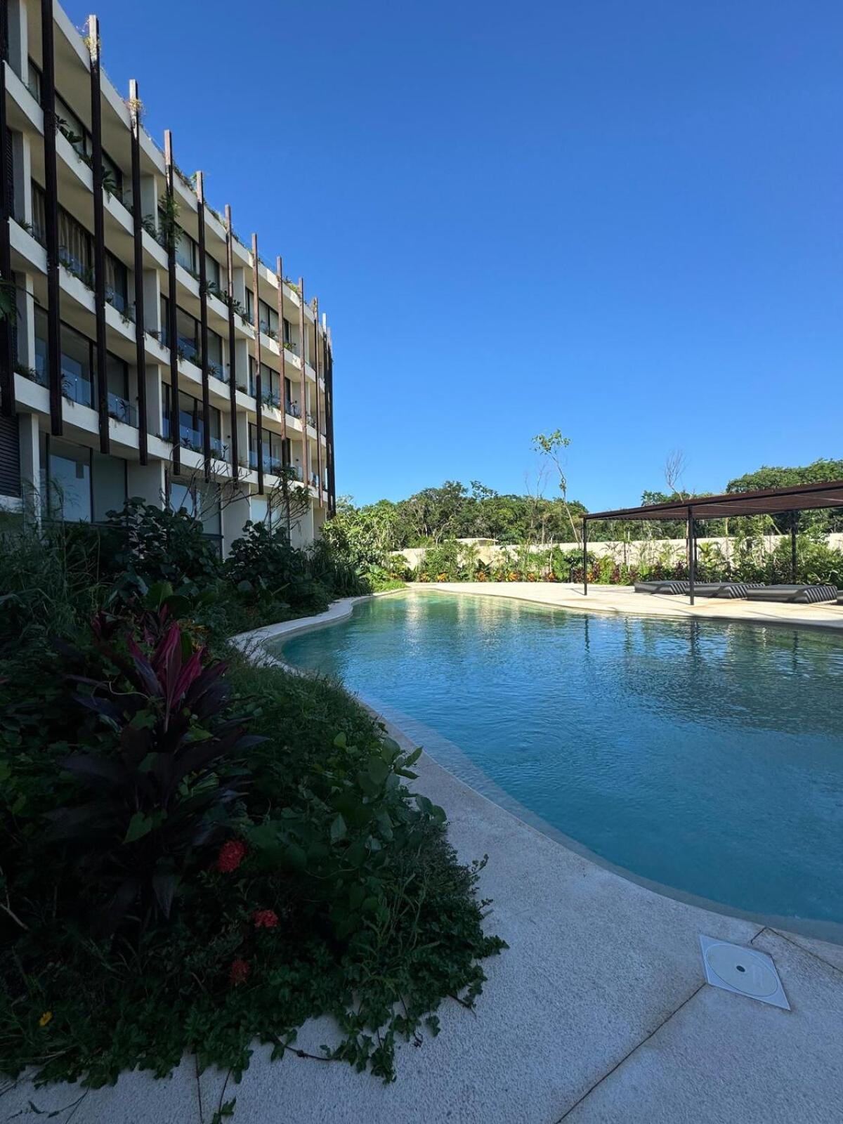 Luxurious studio Mistiq GardensII Pool BeachClub, foto 13