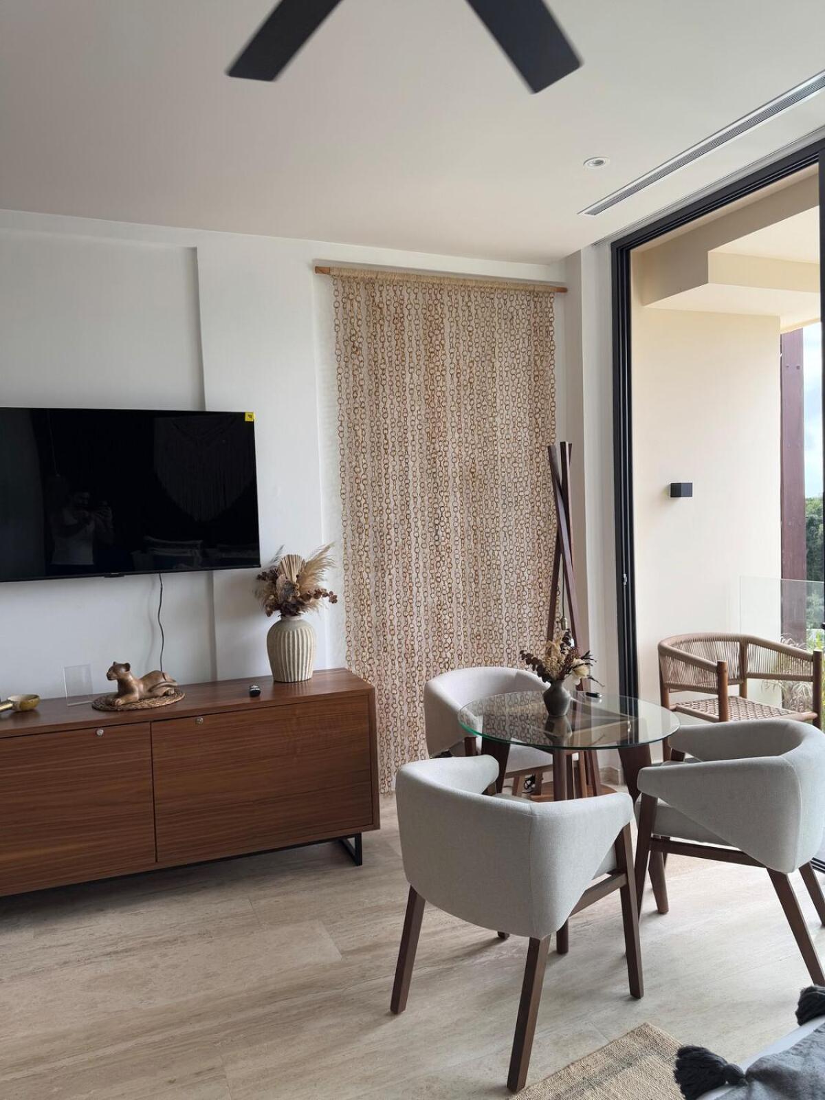 Luxurious studio Mistiq GardensII Pool BeachClub, foto 14