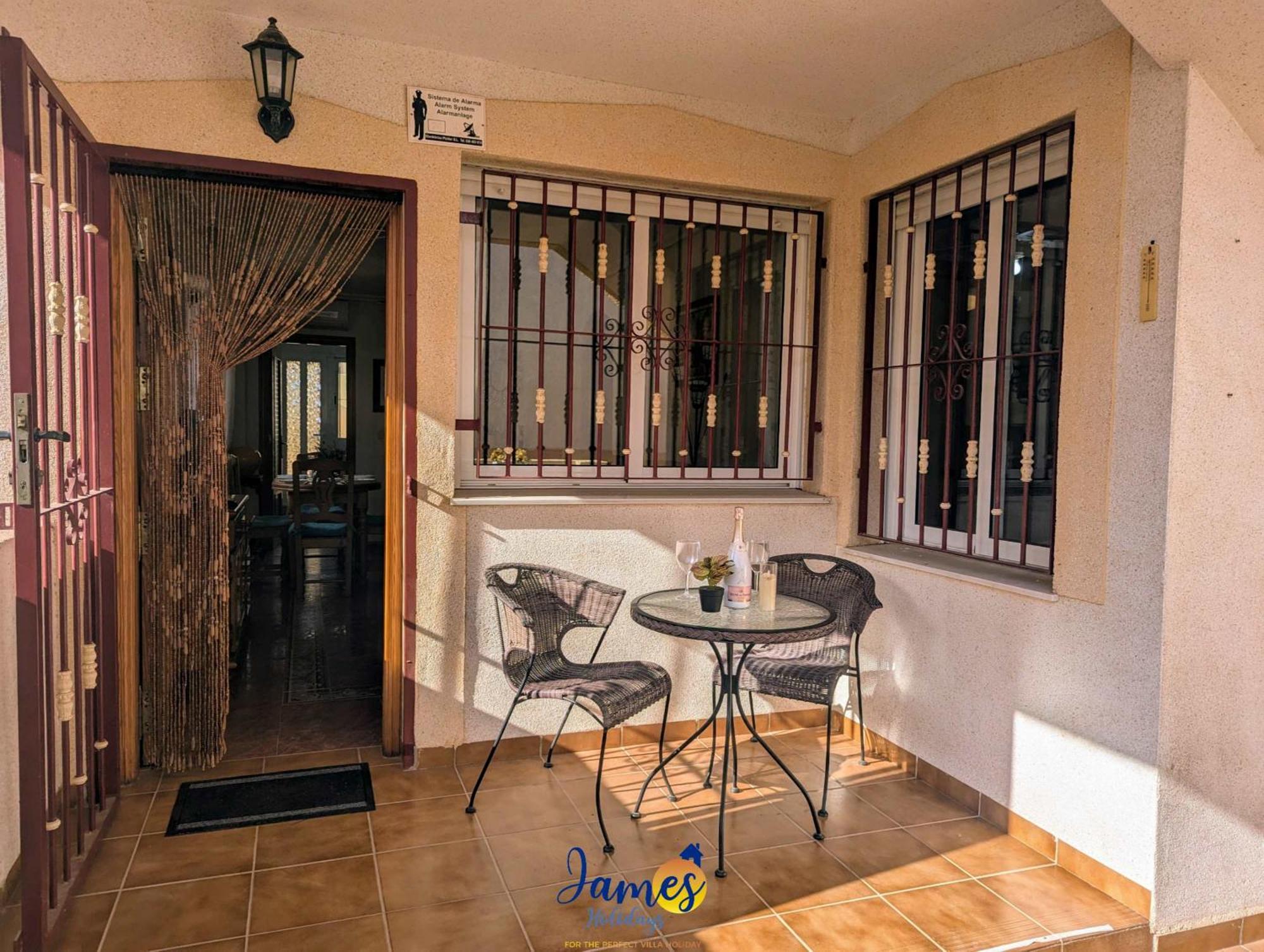 Ground floor 2 Bedroom Apt Amapolas IV LZ12