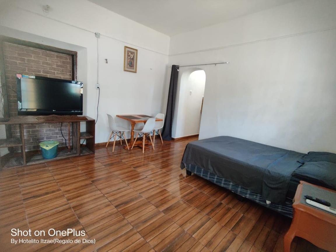 hotelito itzae
