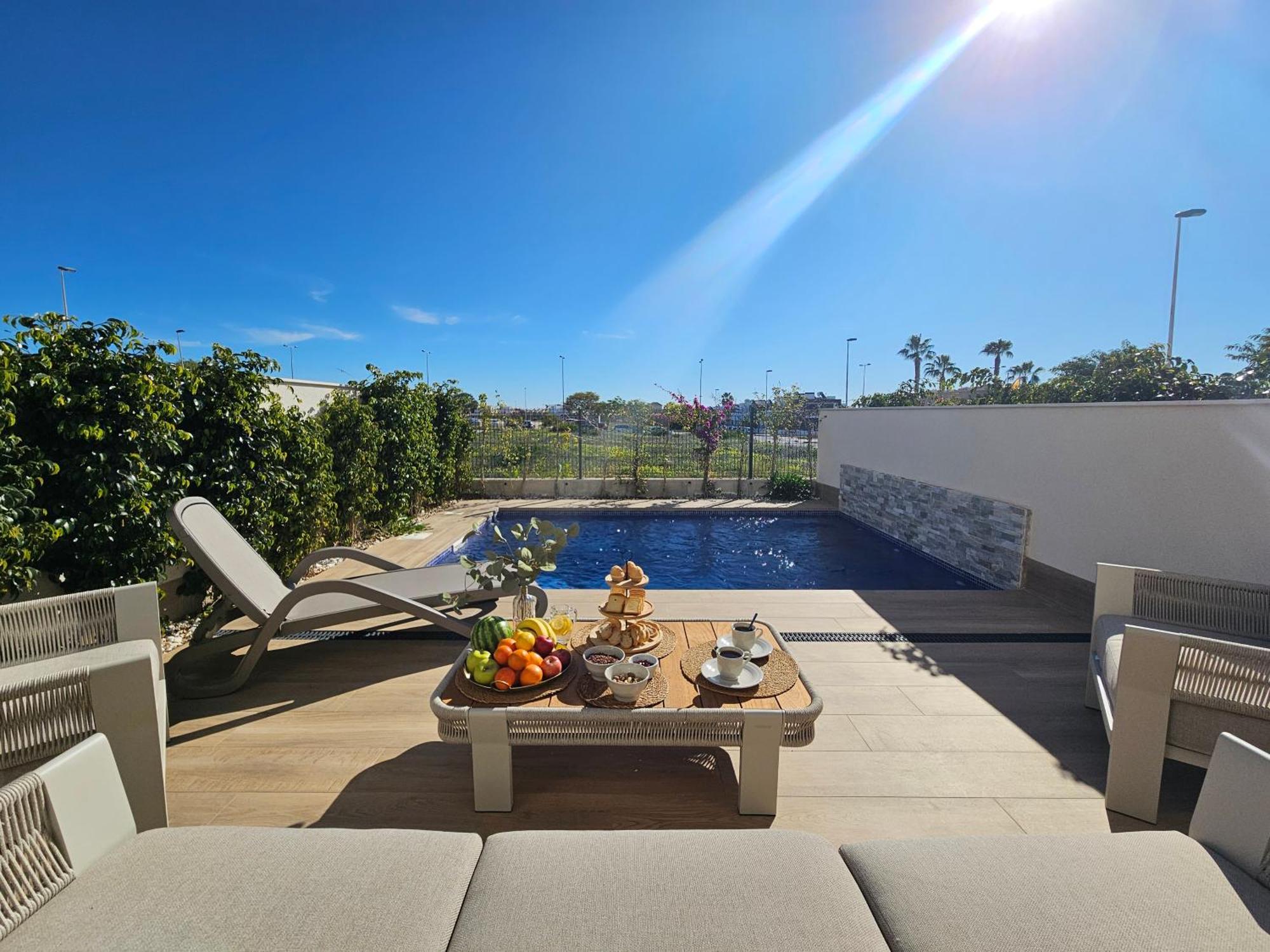 Villa Piscina Privada Aguas Nuevas Torrevieja