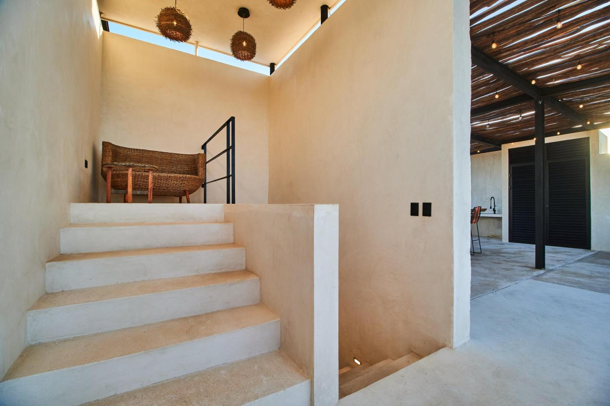 Casa Baay - Private 17 Bedroom House, 34 Pax, Rooftop and Pool + Concierge, foto 12