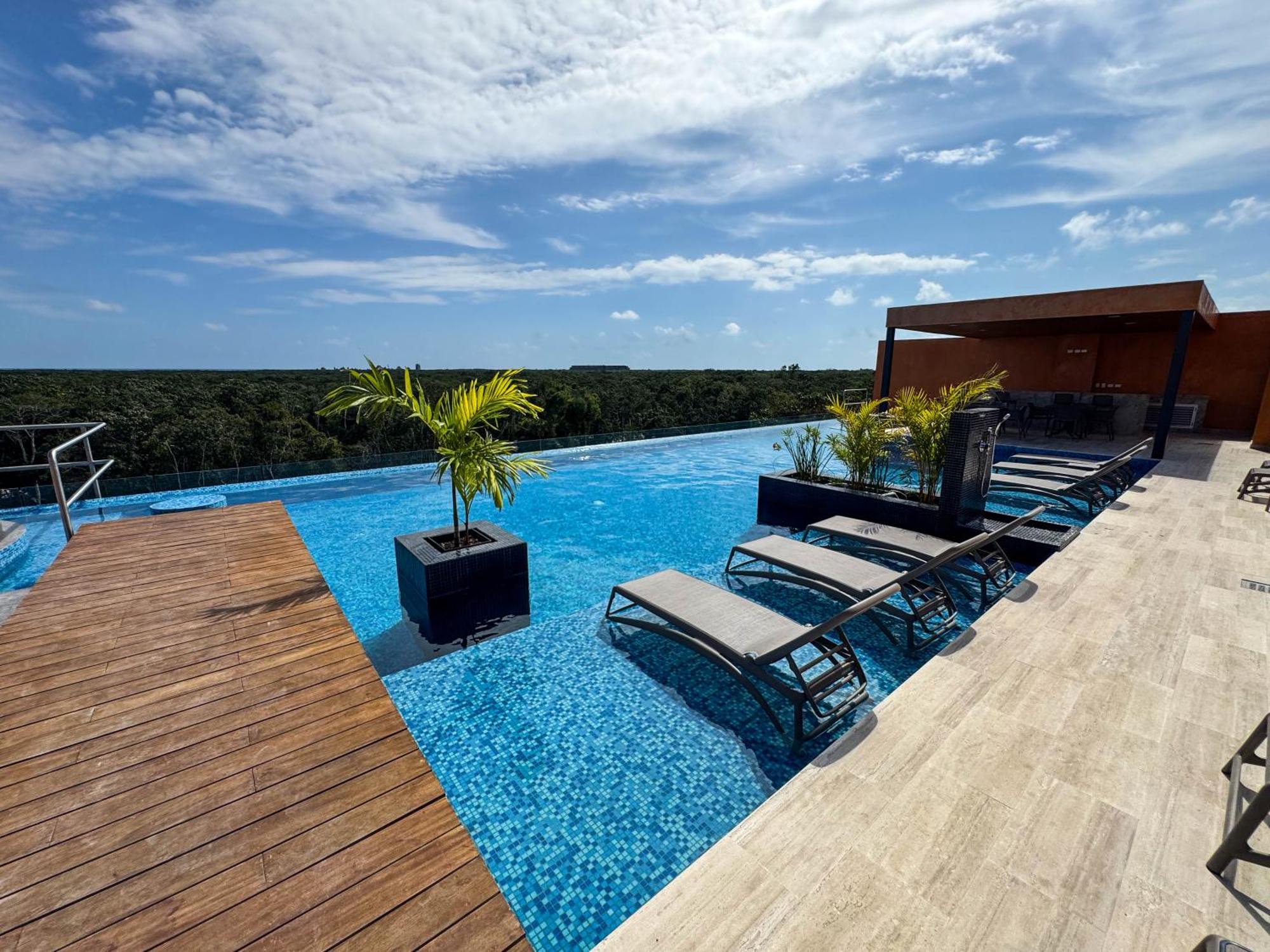 Luxury Penthouse, Private Pool, King Suites, foto 15