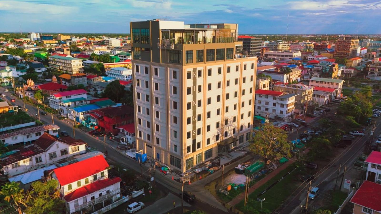 Jewelz by Kings Hotel