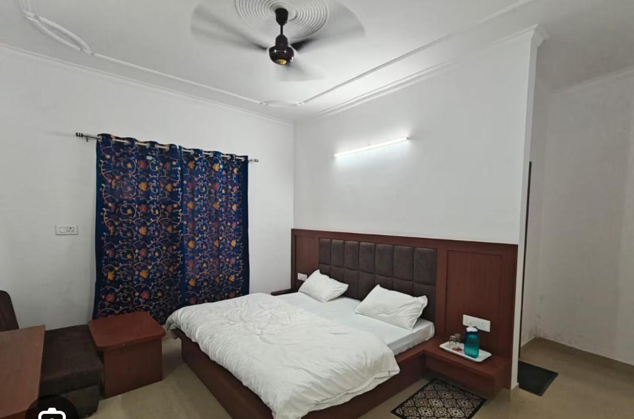 Hotel Tara Palace By MIDTOWN