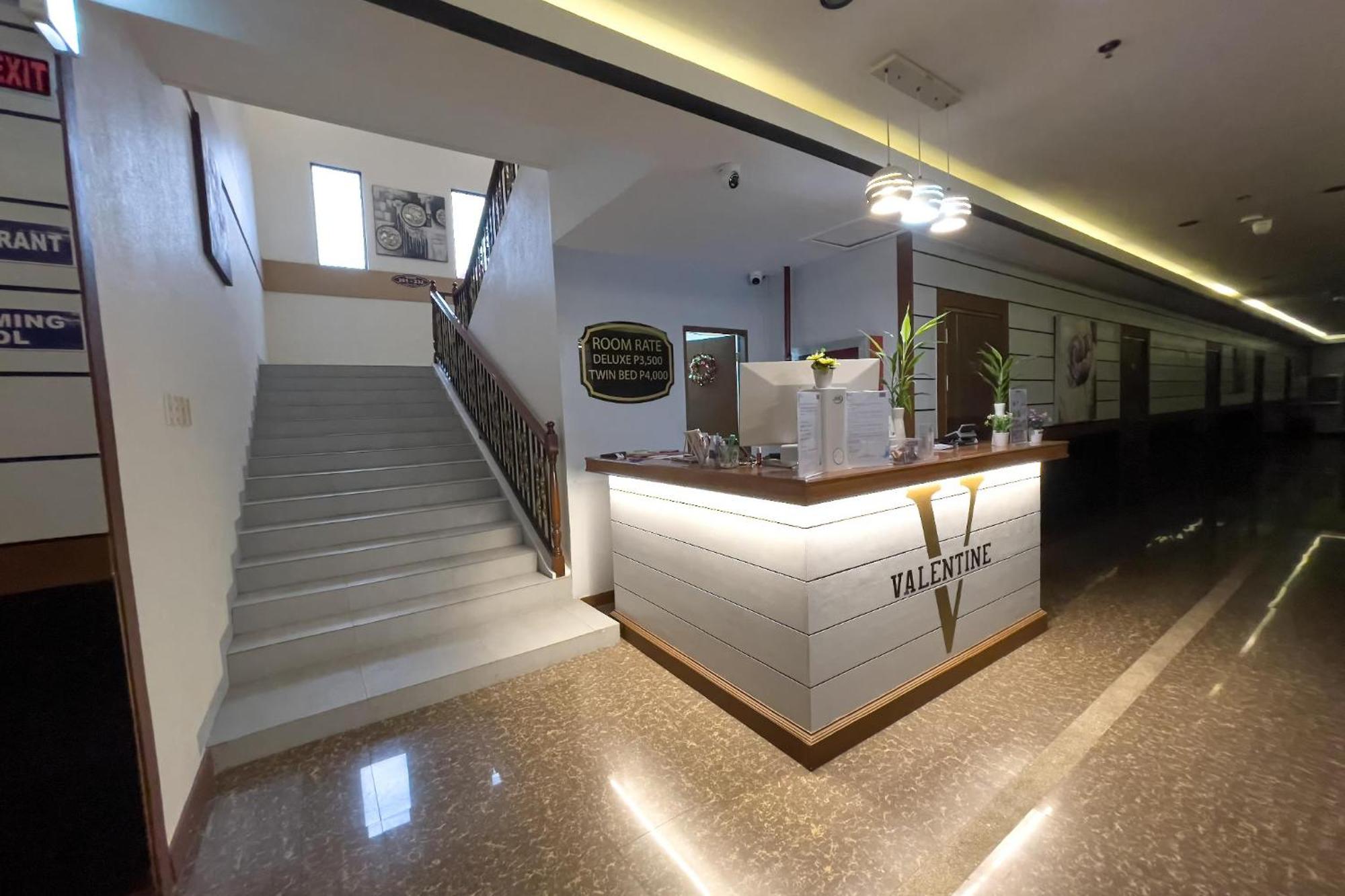 Valentine Hotel Angeles City — photo 3