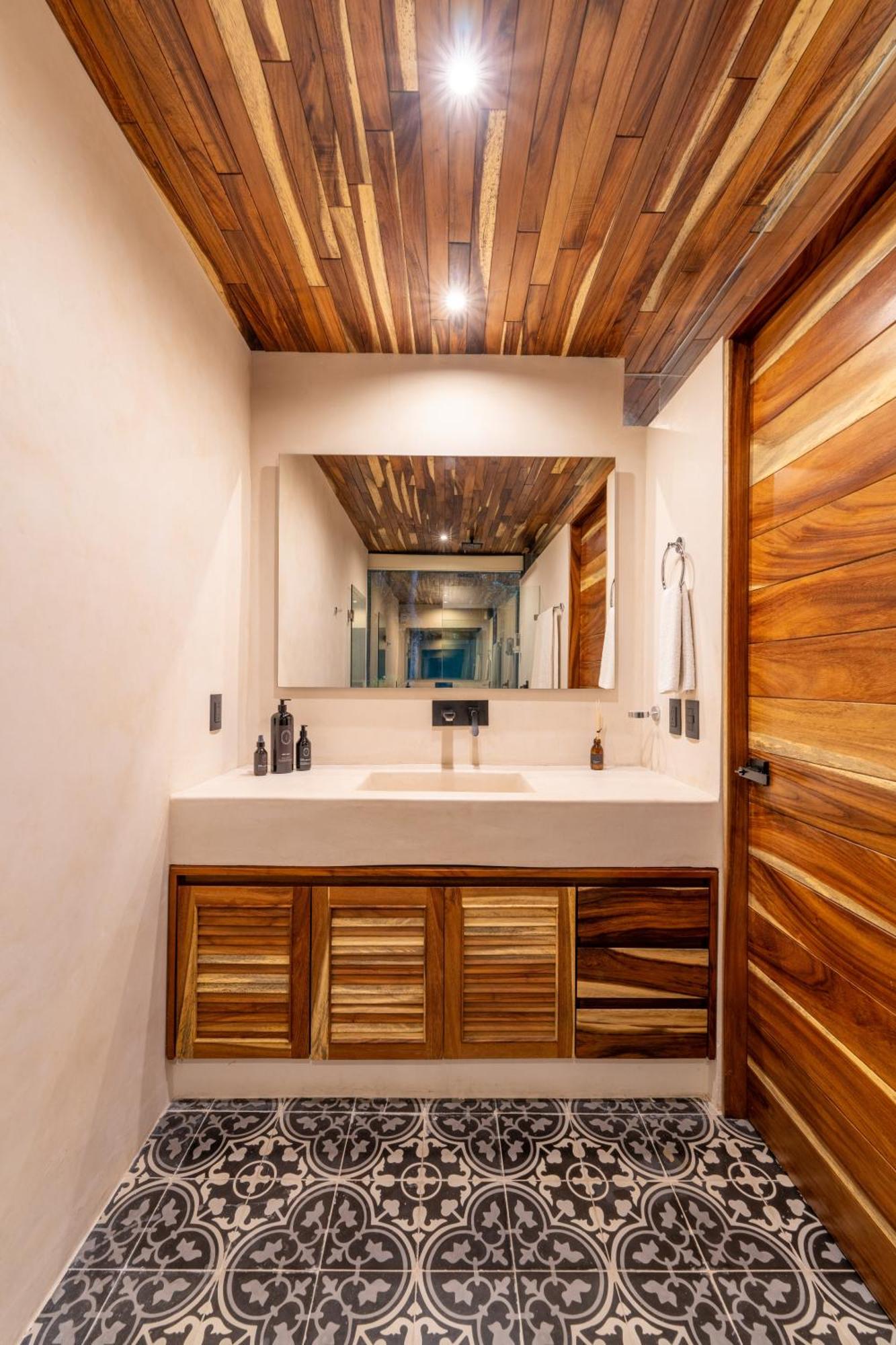 Chay Glass Jungle House, imagen 5