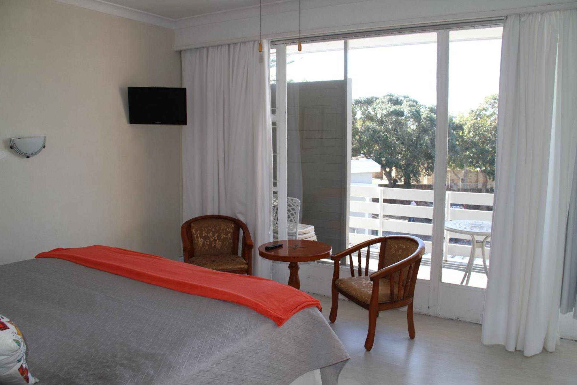 Port Elizabeth Guest House — photo 5