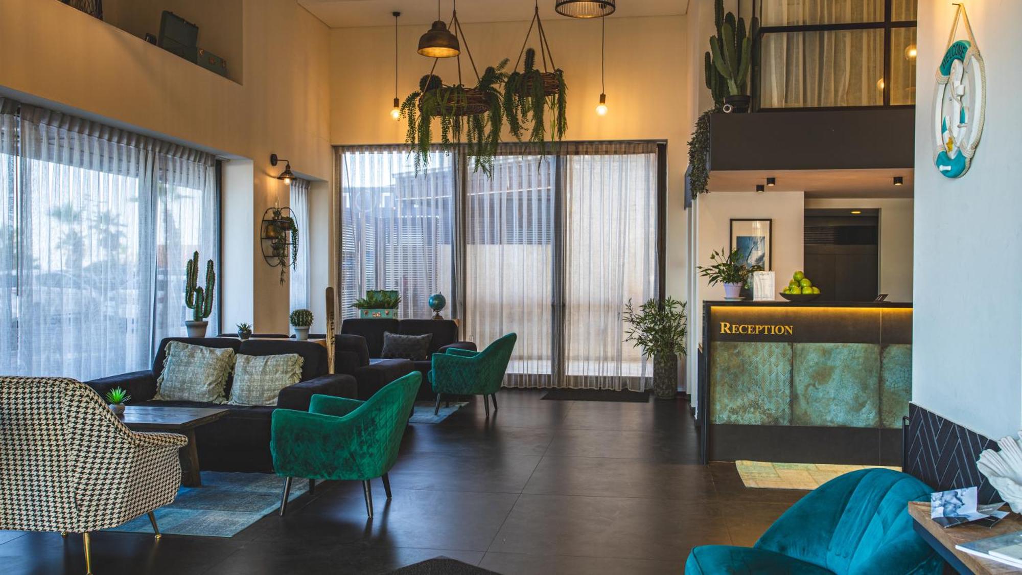 Roxon Sea Sand Bat Yam