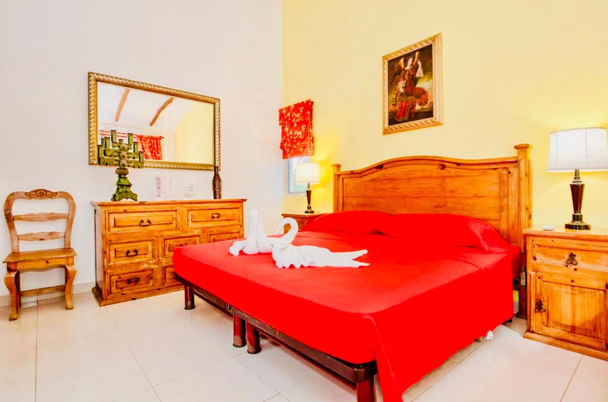 Playacar - Executive Budget Room With Swimming Pool Air Conditioning and Parking, imagen 4