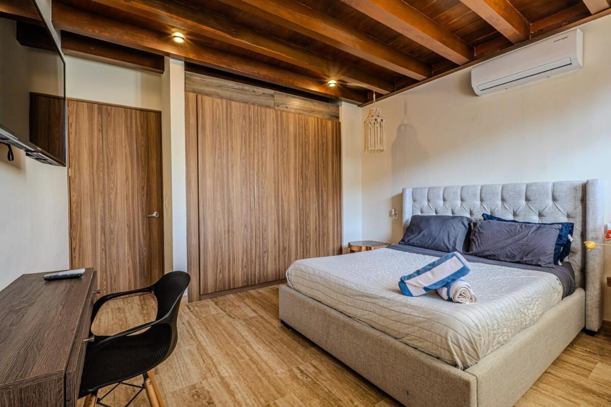 LUX Apt AWA Golf, Pool, Gym, walkable !, foto 6