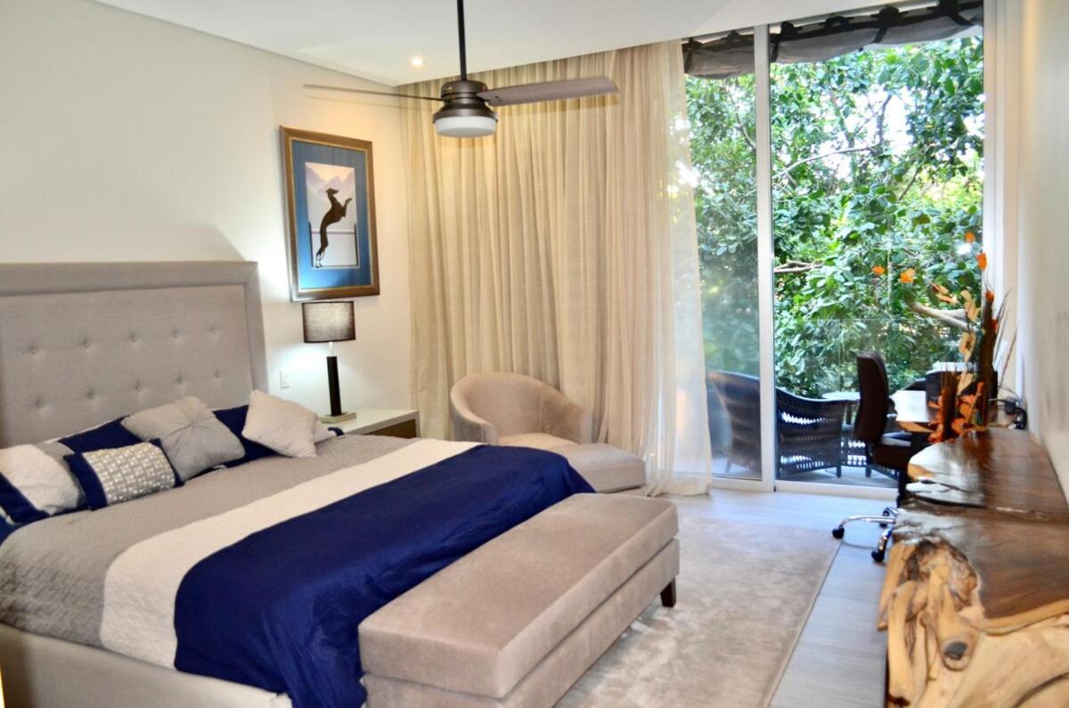 Lux 3-Bedroom Tropical Oasis in Playa Del Carmen, imagen 4