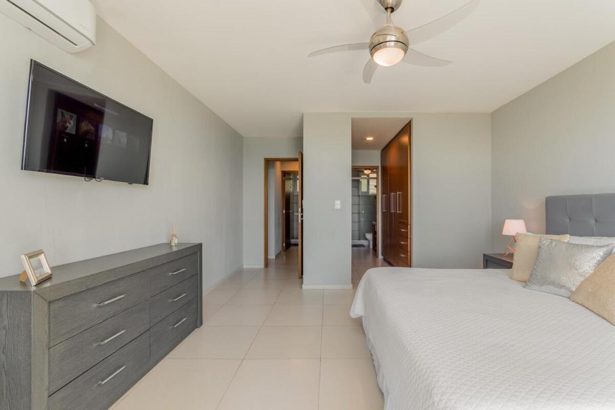 Palmera 3BDR Beachfront by Casa Paraiso, foto 15