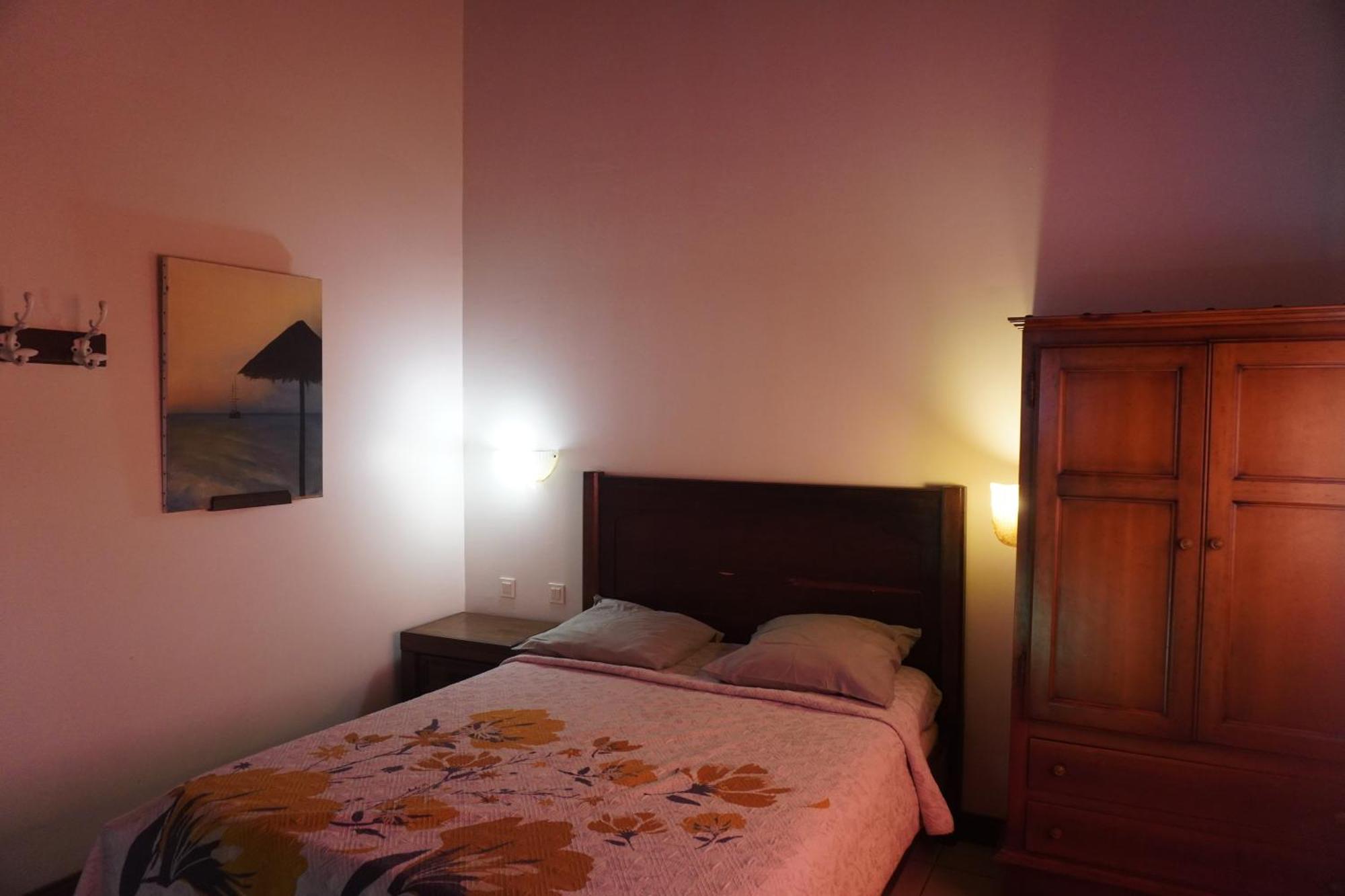 APPARTEMENT CAMELIA avec PISCINE et à 3 min de la PLAGE Pointe Marin