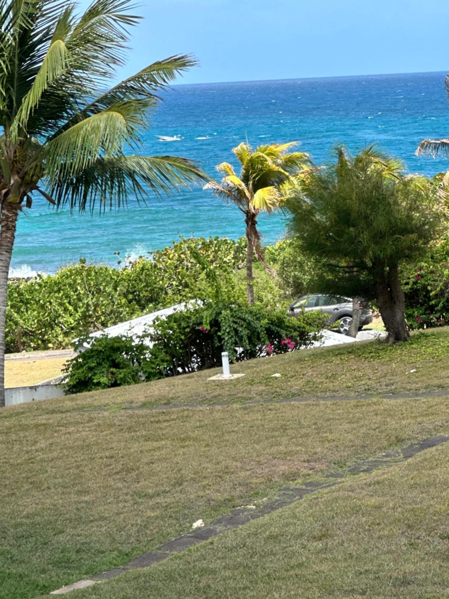 Ti Bel Soley, studio climatisé vue mer réservoir d'eau parking privé, imagen 2