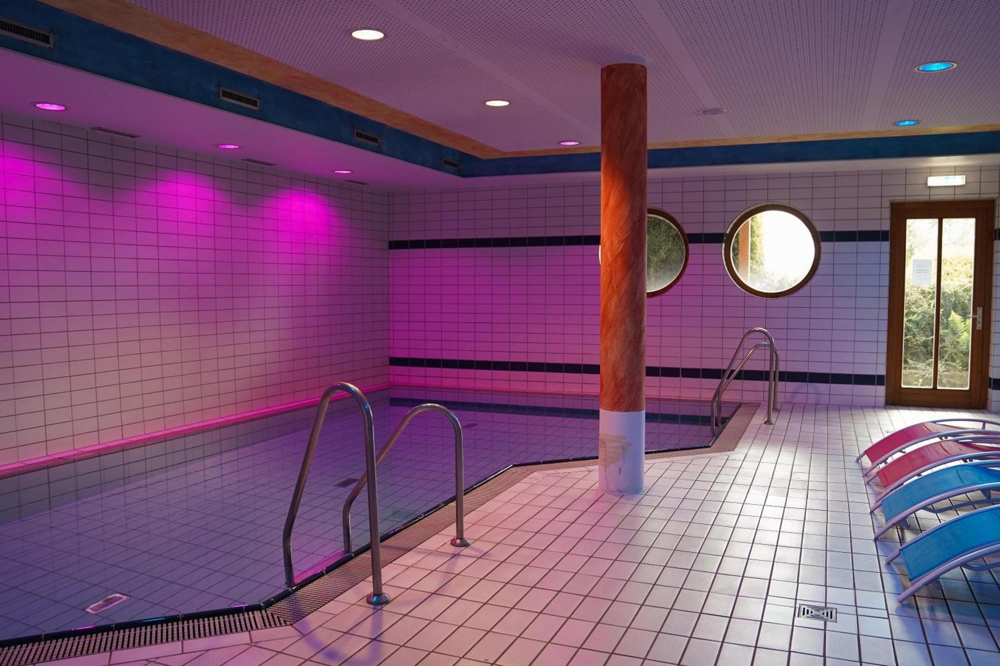 Hotel Sonnenhof - Tante ALMA`s Sommerfrische