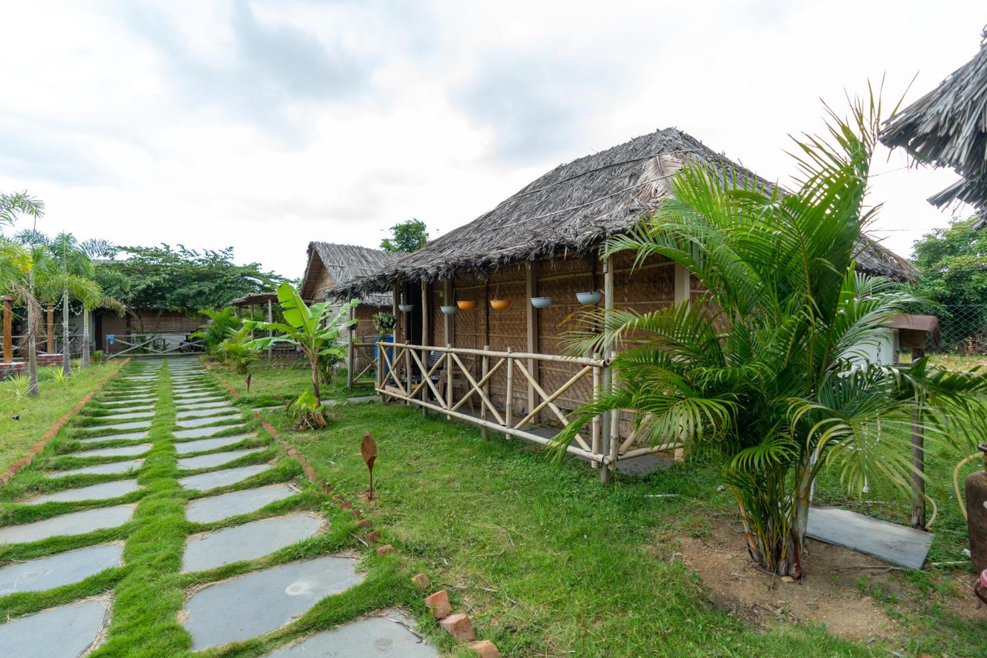 Hampi Natures Cottage