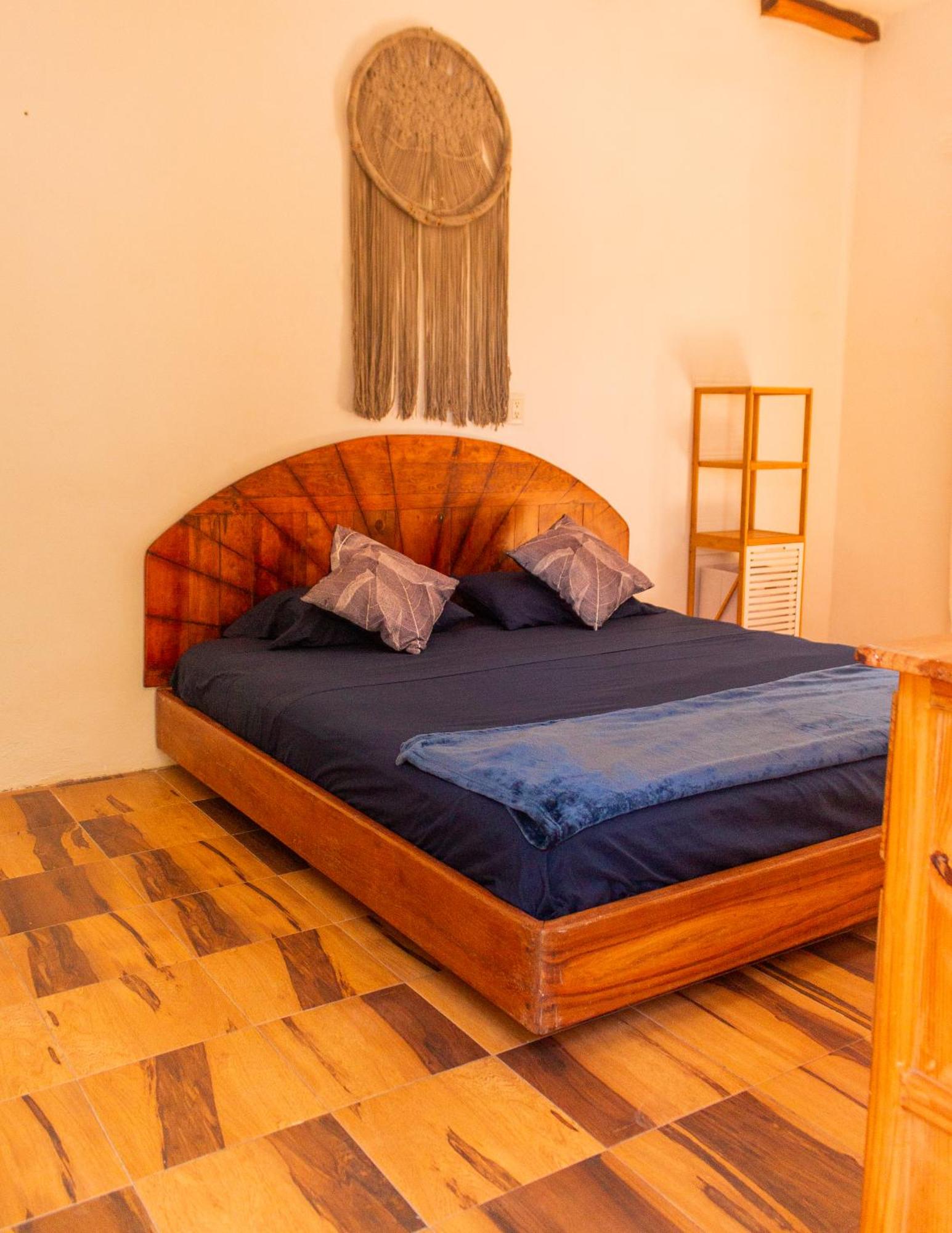 Tropical Garden Villa with Dome Lounge near Lagoon, foto 8