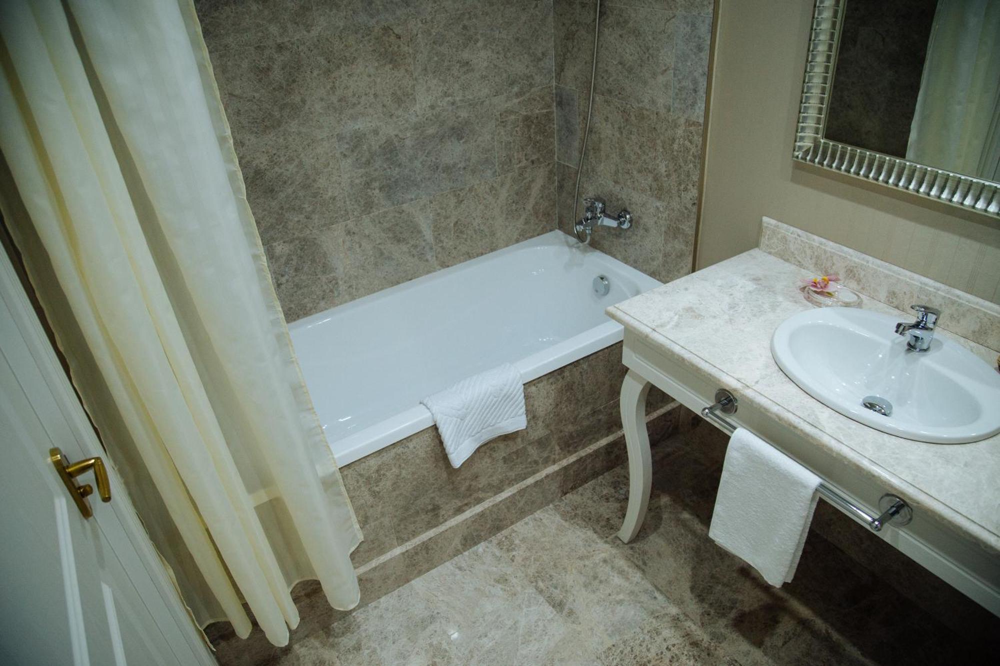 Astrakhanskaya Hotel