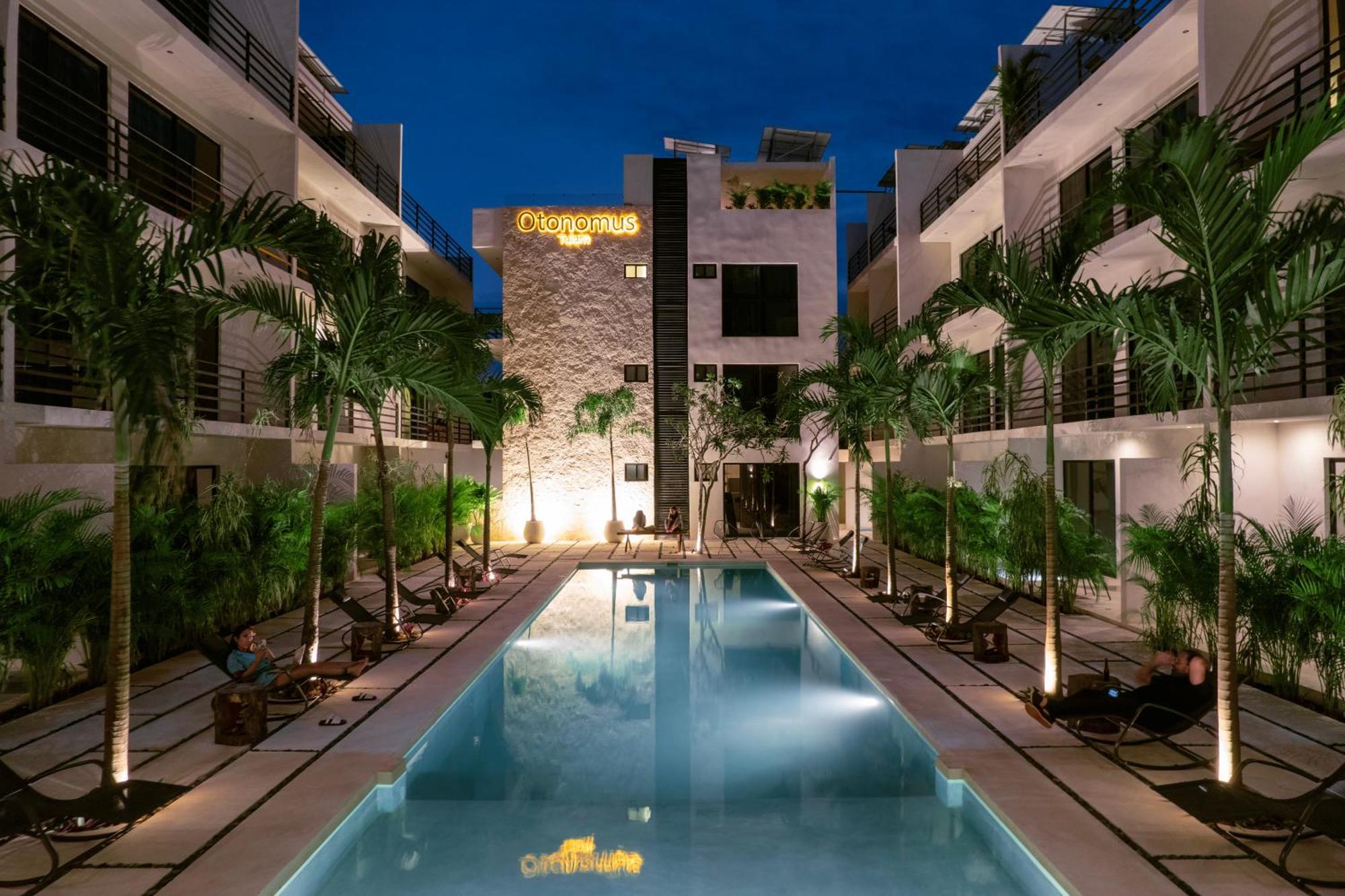 Otonomus Tulum, vista principal