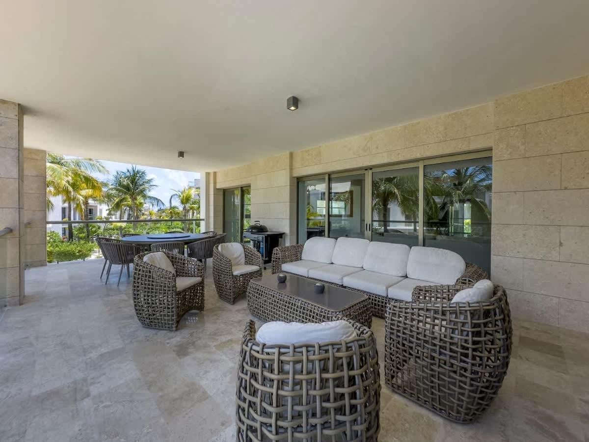 3BR Beachfront Luxury Apt w/First Class Amenities, foto 12