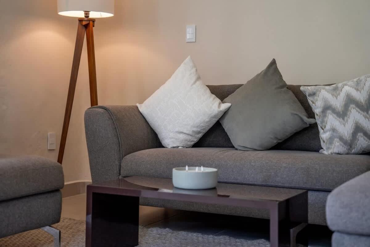 3BR Modern House w/ Pool and Great Location!, foto 16